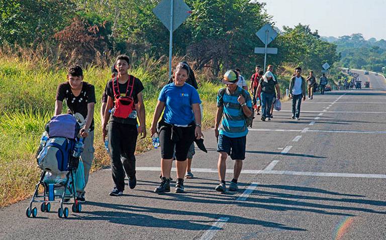 M s de 2 mil migrantes de la caravana cruzan M xico sin solicitar